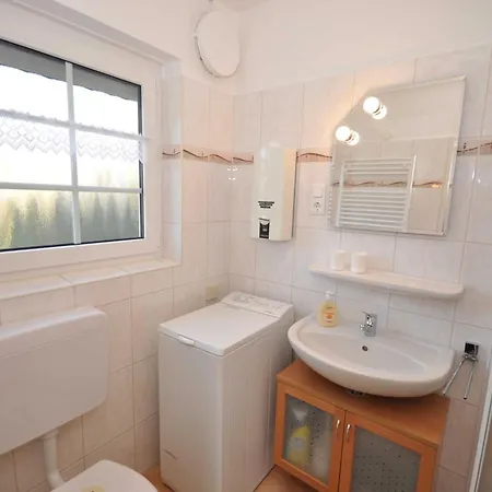 Nr 13 - Up De Ring *