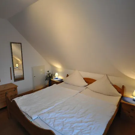 Nr 13 - Up De Ring Carolinensiel