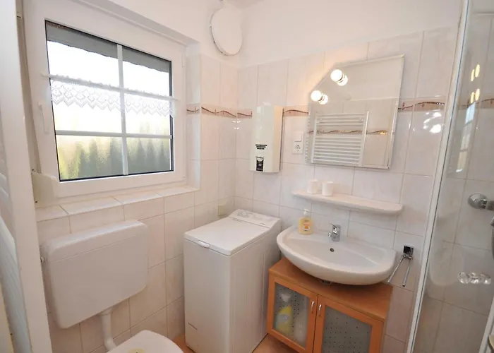 Nr 13 - Up De Ring *