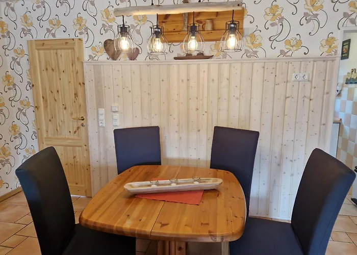 Nr 13 - Up De Ring *